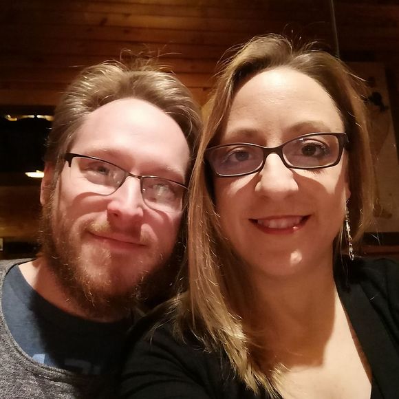 Meet your Posher, Stephanie - Picture 1 of 1